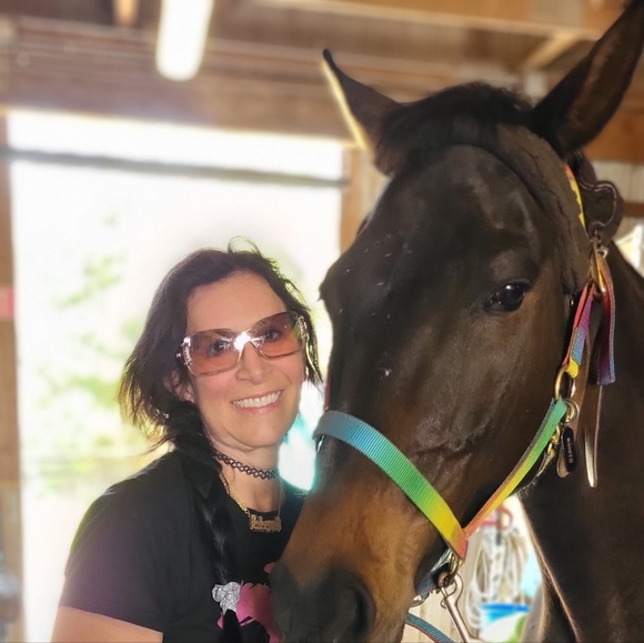 Meet your Posher, Mickie - Picture 9 of 16